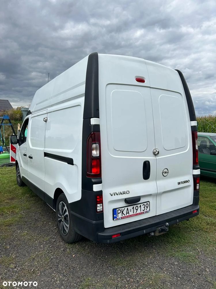 Opel Vivaro - 4