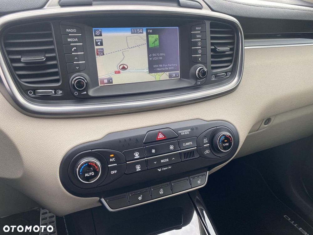 Kia Sorento - 28