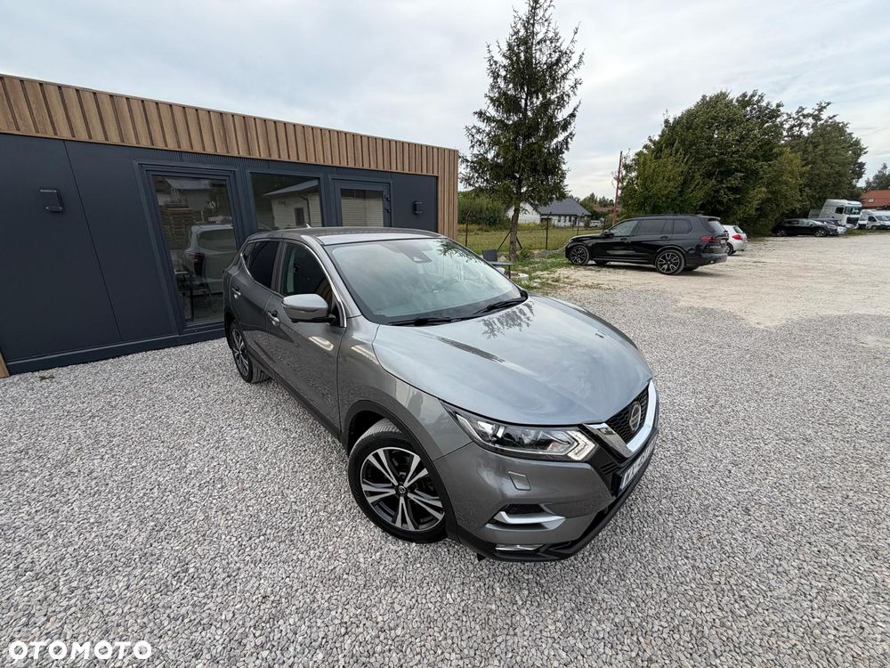 Nissan Qashqai 1.3 DIG-T N-Connecta DCT - 39