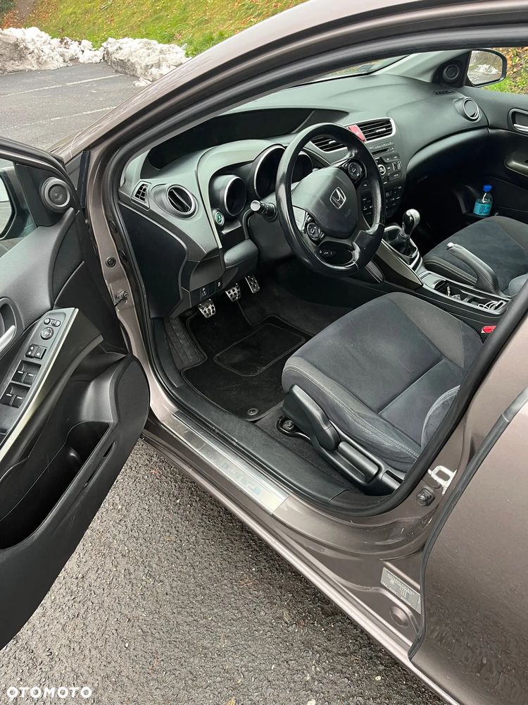 Honda Civic 1.8 Sport - 11