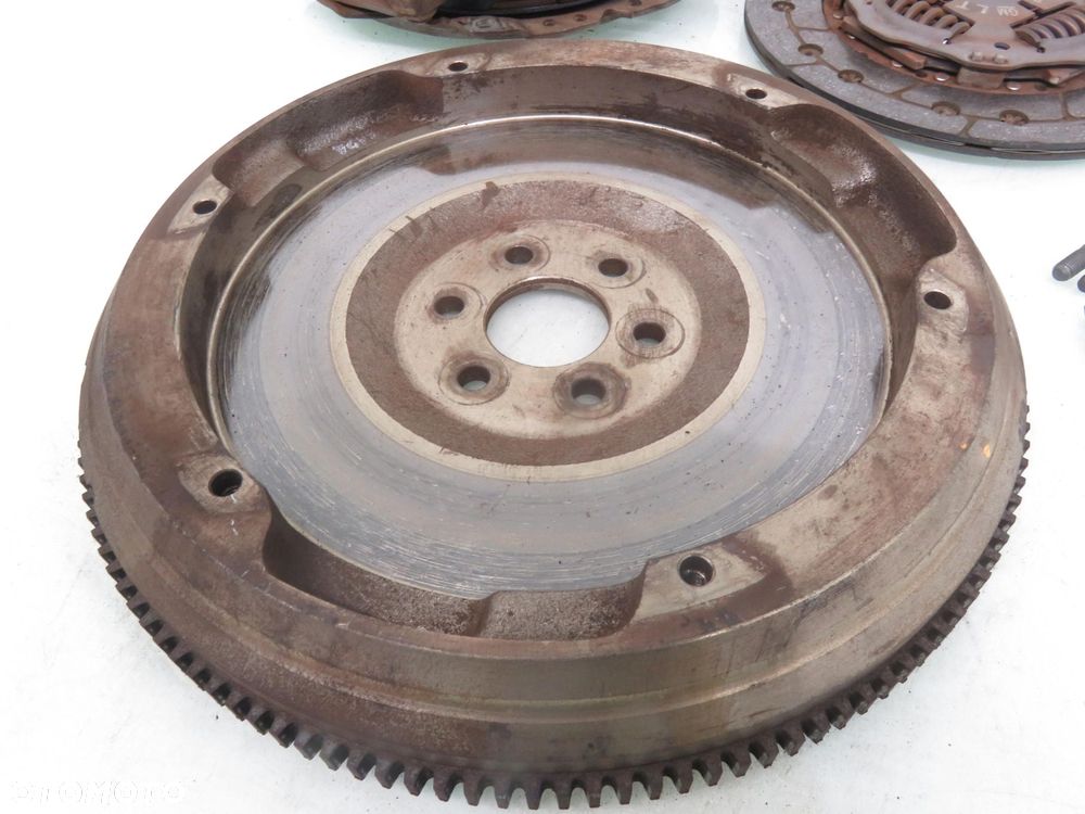KOŁO ZAMACHOWE OPEL VECTRA C GTS 1.8 16V Z 18 XE R90400169 9223223 - 7
