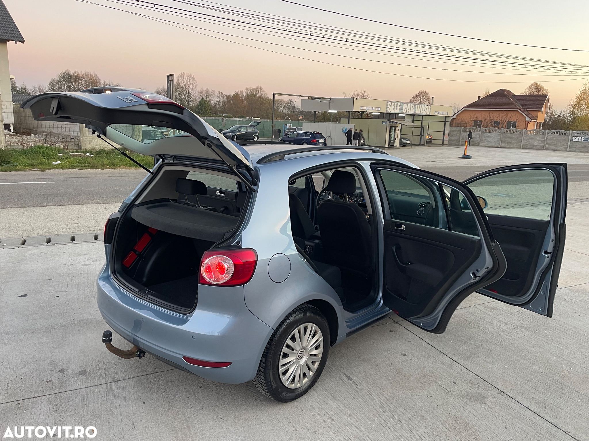 Volkswagen Golf Plus 1.6 TDI DPF BMT Trendline - 33