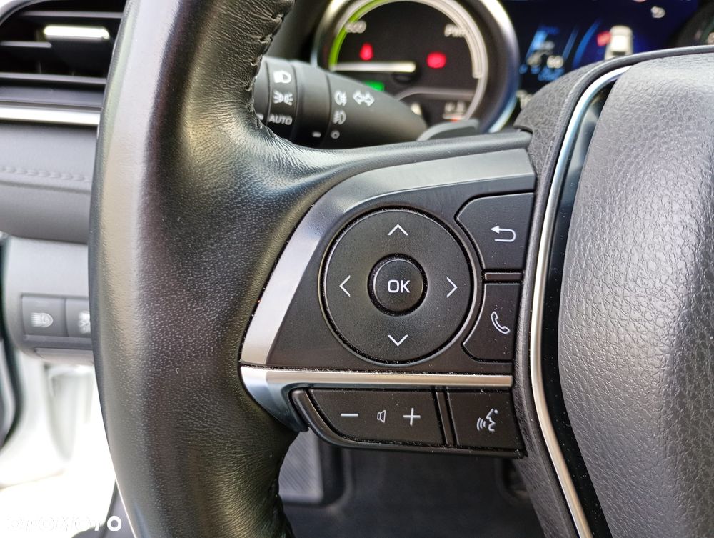 Toyota Camry 2.5 Hybrid Executive CVT - 15