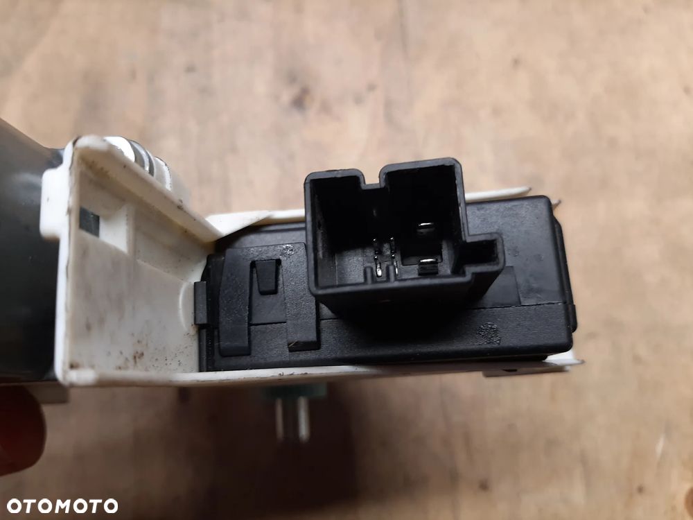 Silniczek Sterownik 8K0959801 A 8K0959802 A 8K0959811 A 8K0959812 A Moduł Szyby Mechanizm Podnoszenia Przod Tyl Audi A4 B8 A5 Sedan Kombi - 18