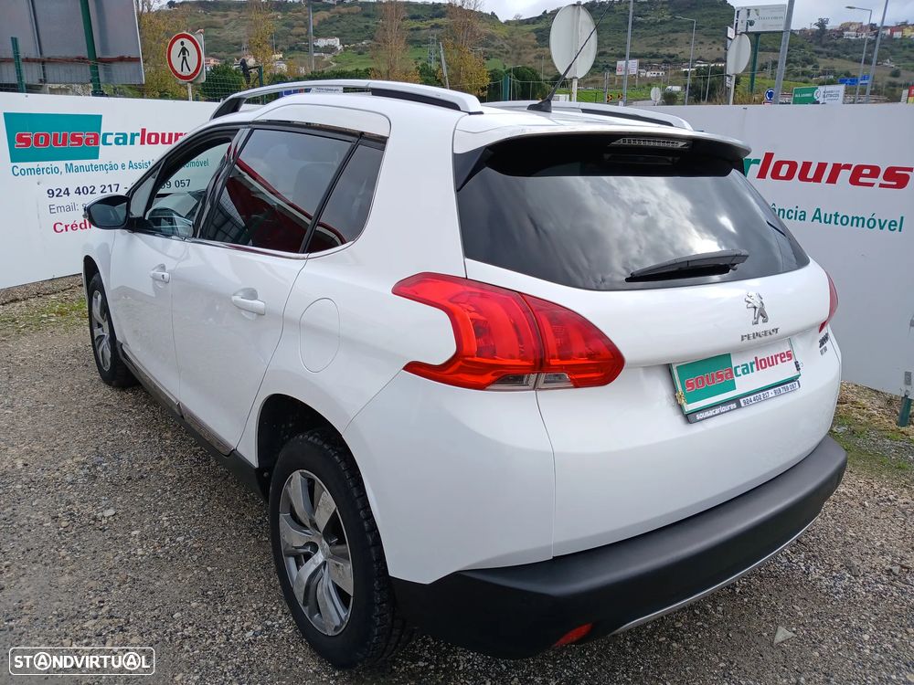 Peugeot 2008 1.2 PureTech Style - 14