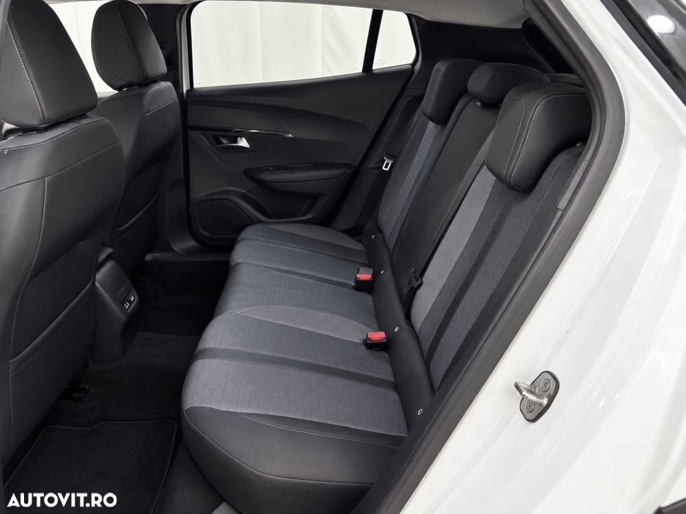 Peugeot 2008 2022 photo 4