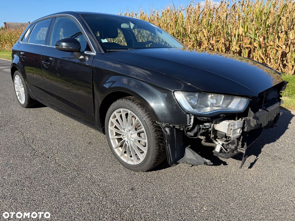 Audi A3 Sportback - 1