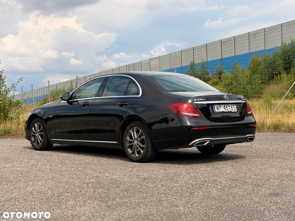 Mercedes-Benz Klasa E 220 d 4-Matic 9G-TRONIC - 9