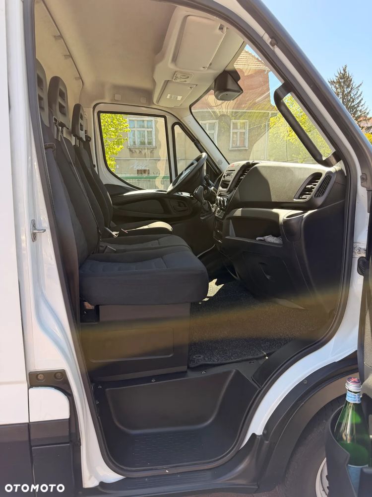 Iveco Daily - 12