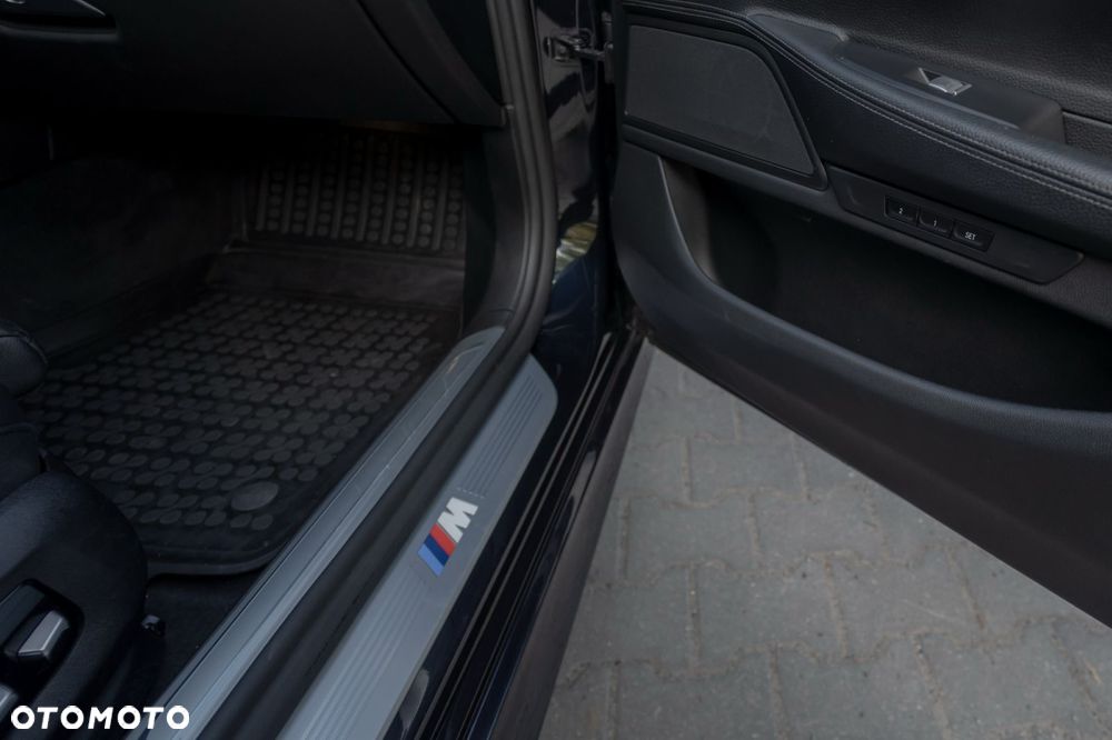 BMW Seria 7 - 27