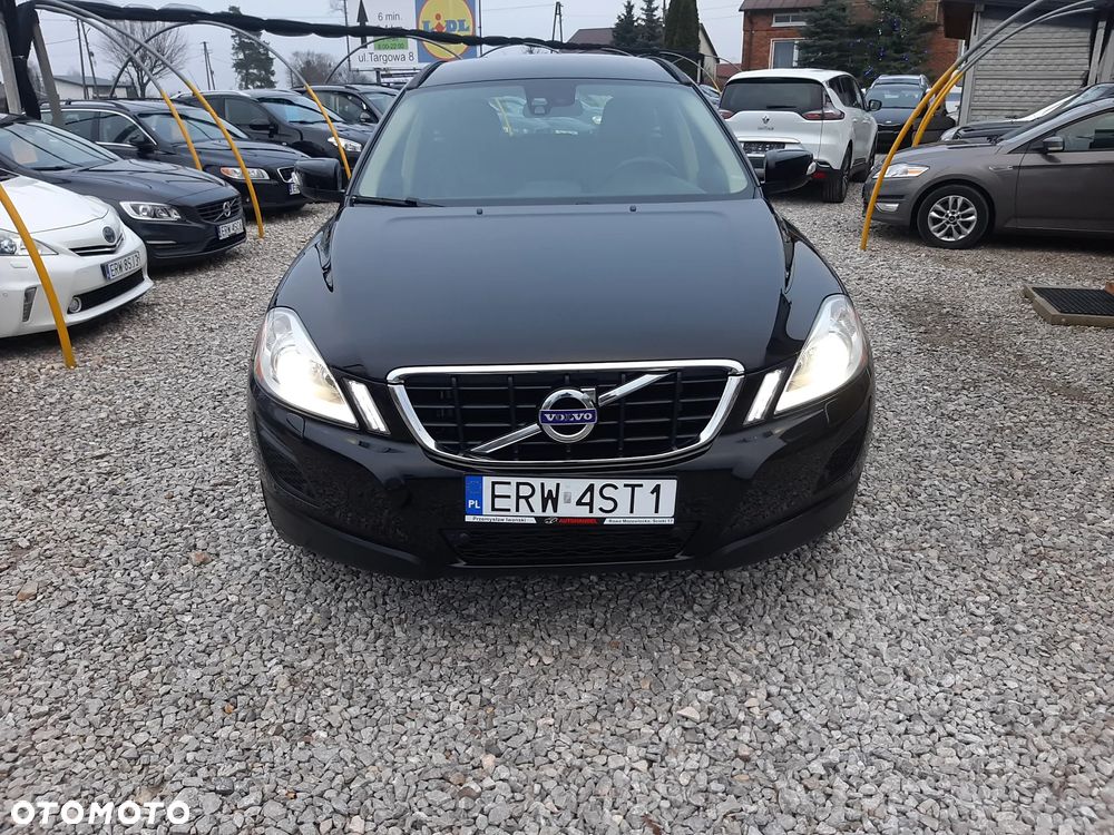 Volvo XC 60 D5 AWD Momentum - 3