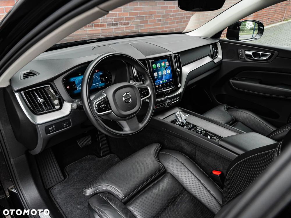 Volvo XC 60 B4 D Plus Bright - 21