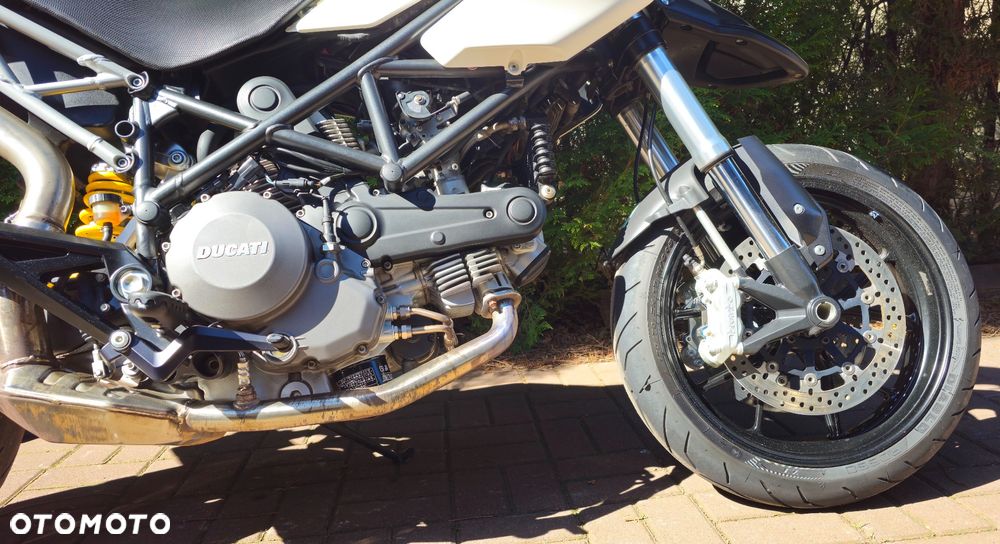 Ducati Hypermotard - 2