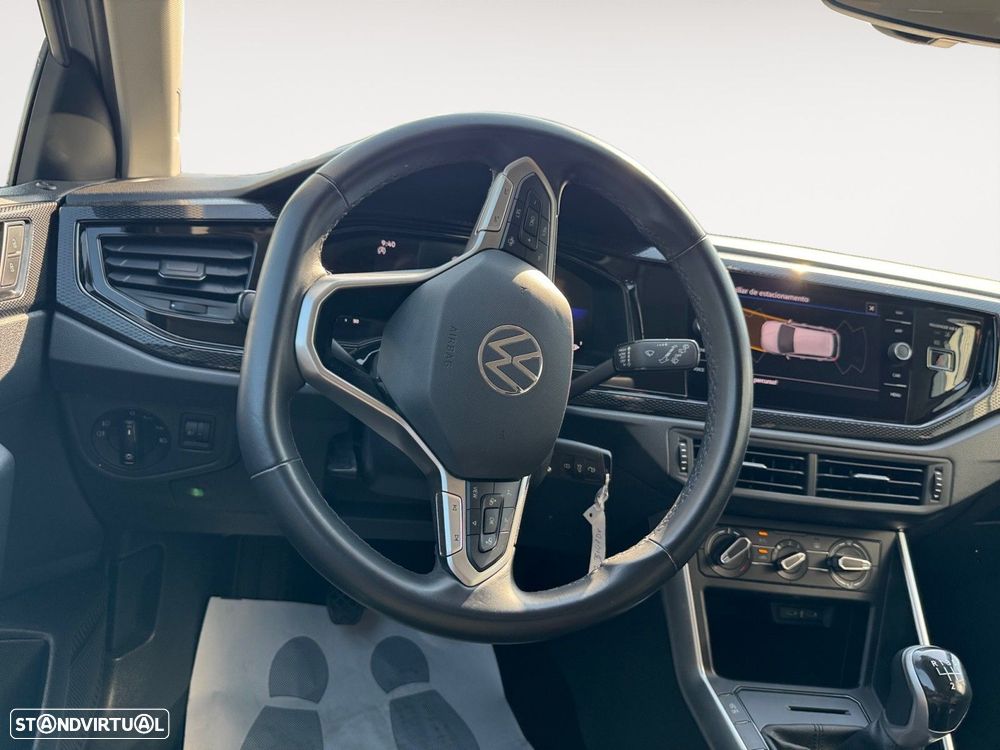 VW Polo 1.0 TSI Urban - 12