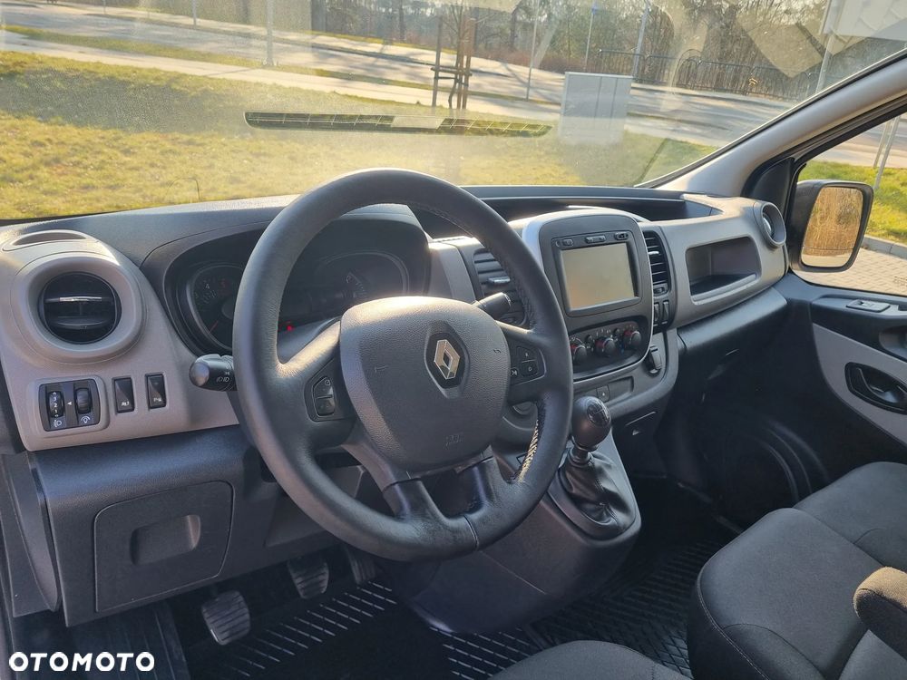 Renault Trafic - 11