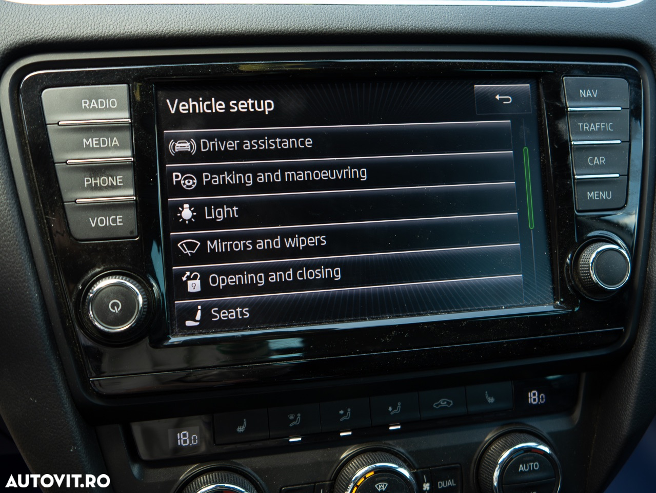 Skoda Octavia Combi Diesel 2.0 TDI DSG RS - 22