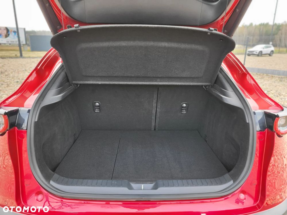 Mazda CX-30 2.0 mHEV Hikari 2WD - 21