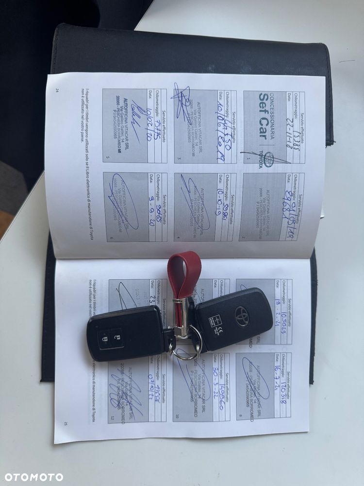 Toyota Prius+ (Hybrid) Comfort - 24