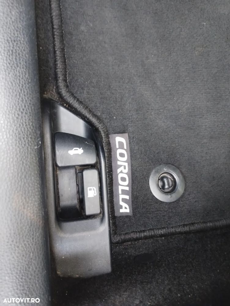 Toyota Corolla 1.6 Valvematic Sol - 24