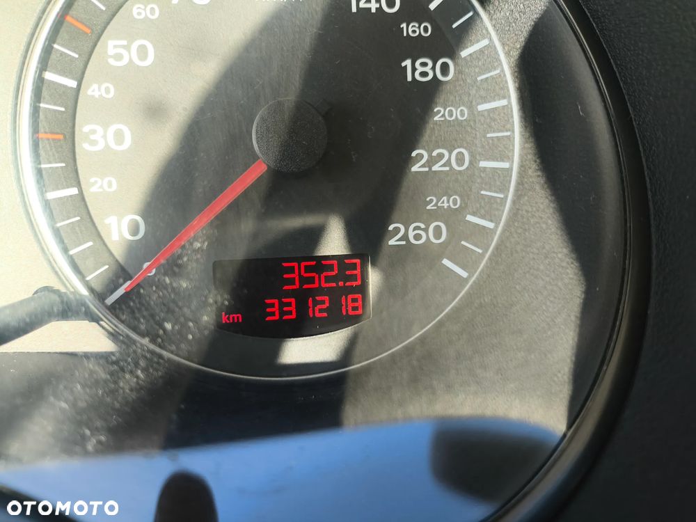 Audi A3 Sportback 2.0 TDI DPF Ambition - 14