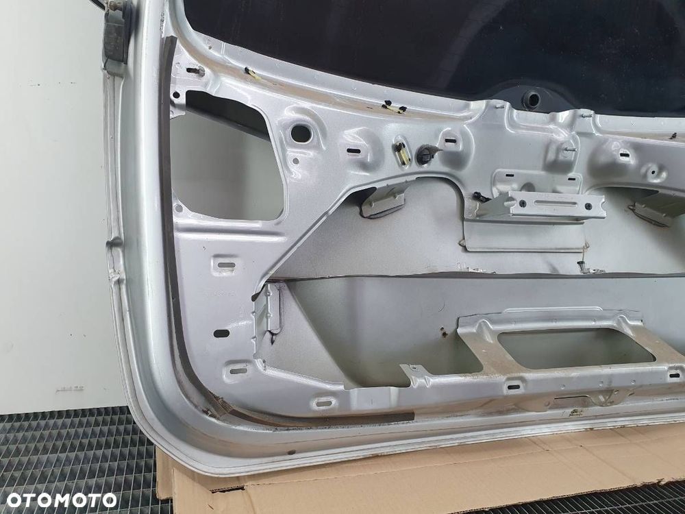 KLAPA TYŁ BAGAŻNIKA LA7W SREBRNA SEAT ALHAMBRA II 7N - 16