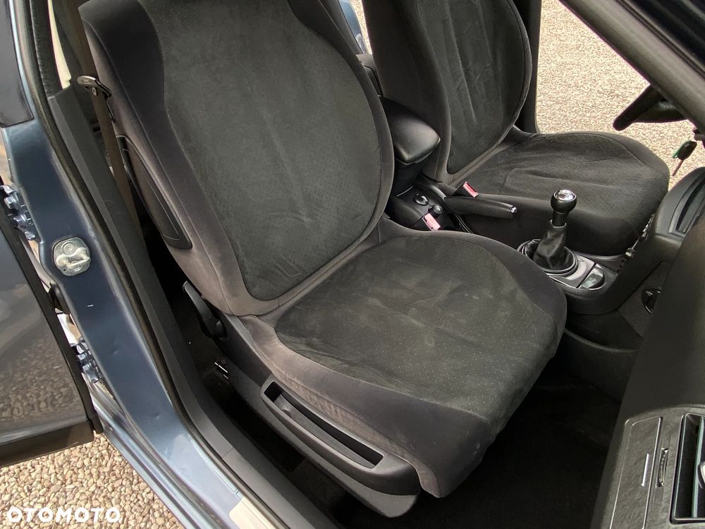 Citroën C4 1.6 16V Exclusive - 34