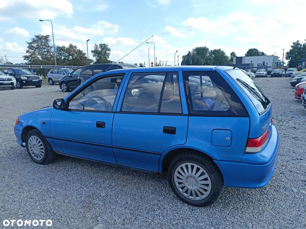 Suzuki Swift - 3