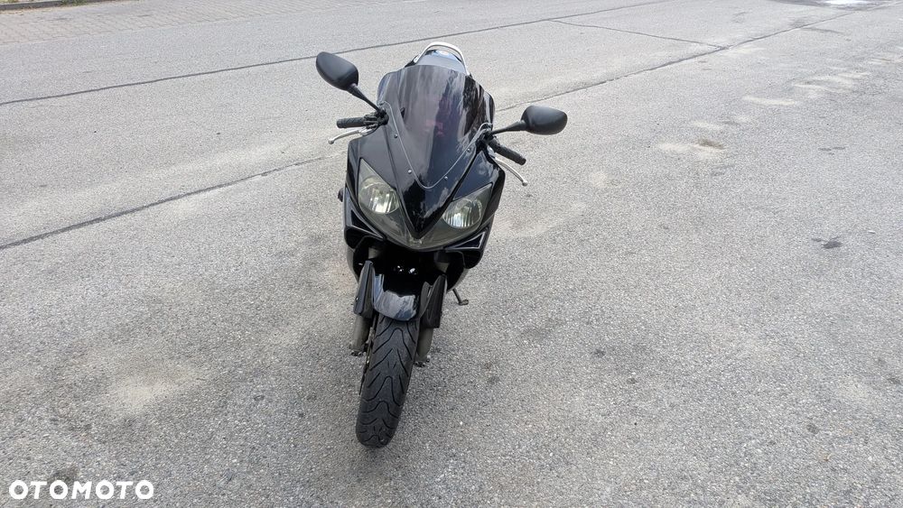 Honda CBR - 9