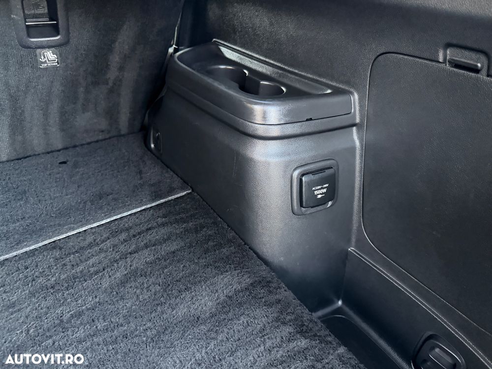 Mitsubishi Outlander - 20