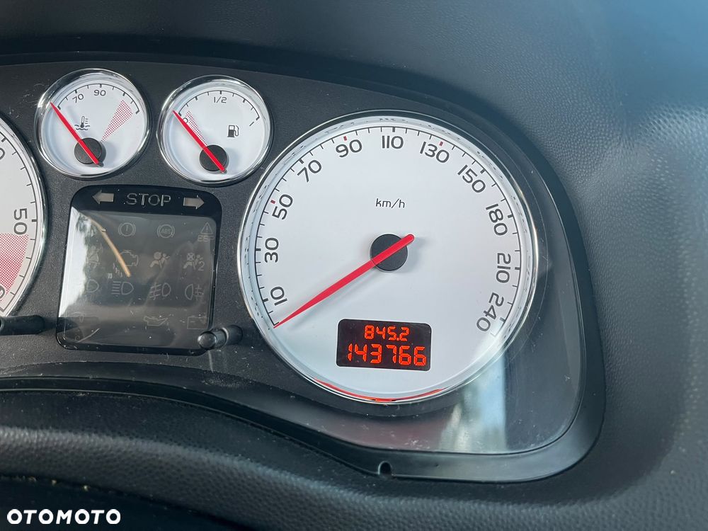 Peugeot 307 CC 2.0 HDi Intense - 15
