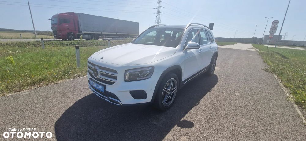 Mercedes-Benz GLB - 2
