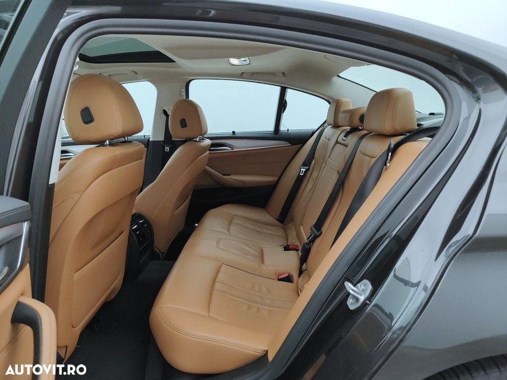 BMW Seria 5 518d AT MHEV - 15