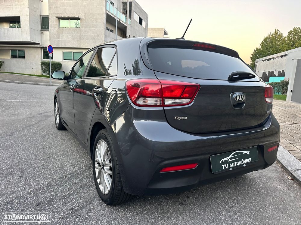 Kia Rio 1.4 CRDi TX Prime - 9