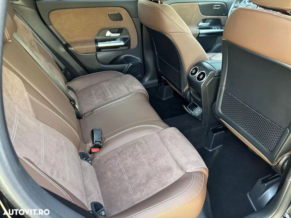 Mercedes-Benz GLA - 14