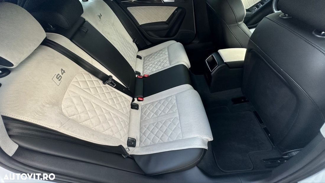 Audi A4 - 6