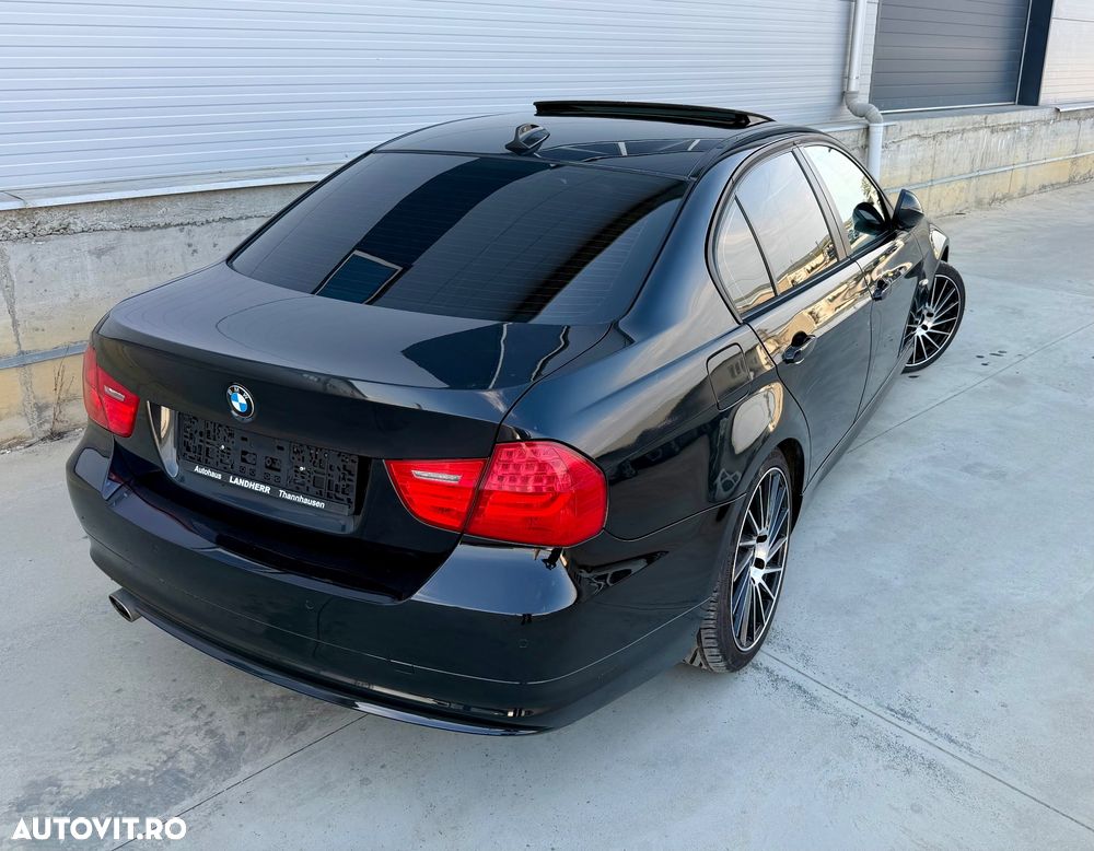 BMW Seria 3 320d DPF Aut. - 27