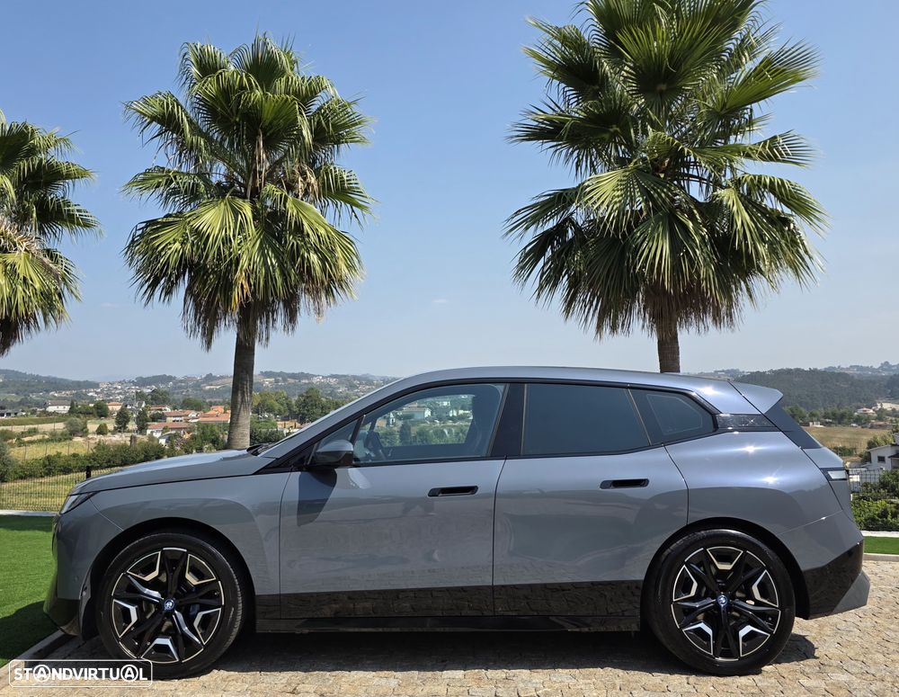 BMW iX xDrive 40 Pack Desportivo - 8
