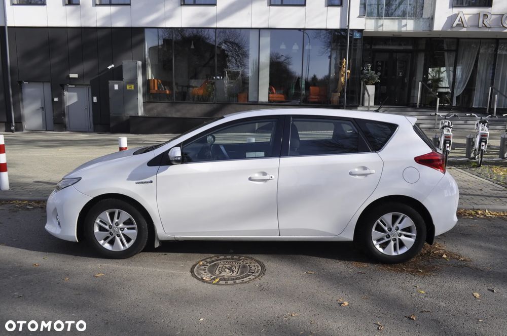 Toyota Auris - 2