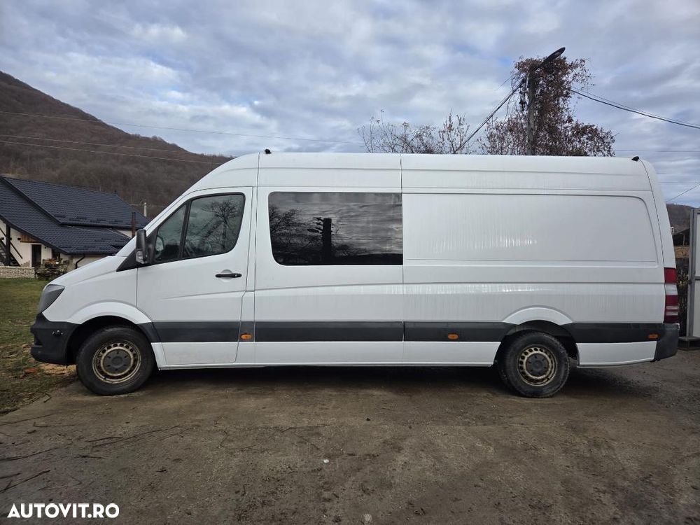 Mercedes-Benz Sprinter - 2