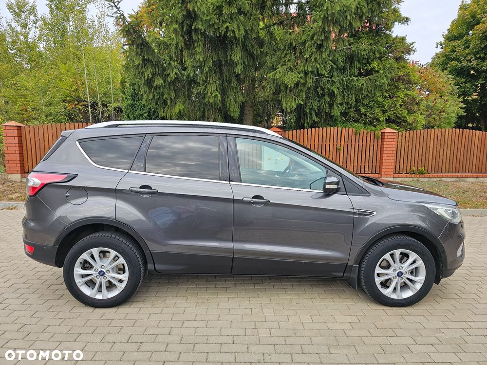Ford Kuga 2.0 TDCi FWD Titanium Plus - 27