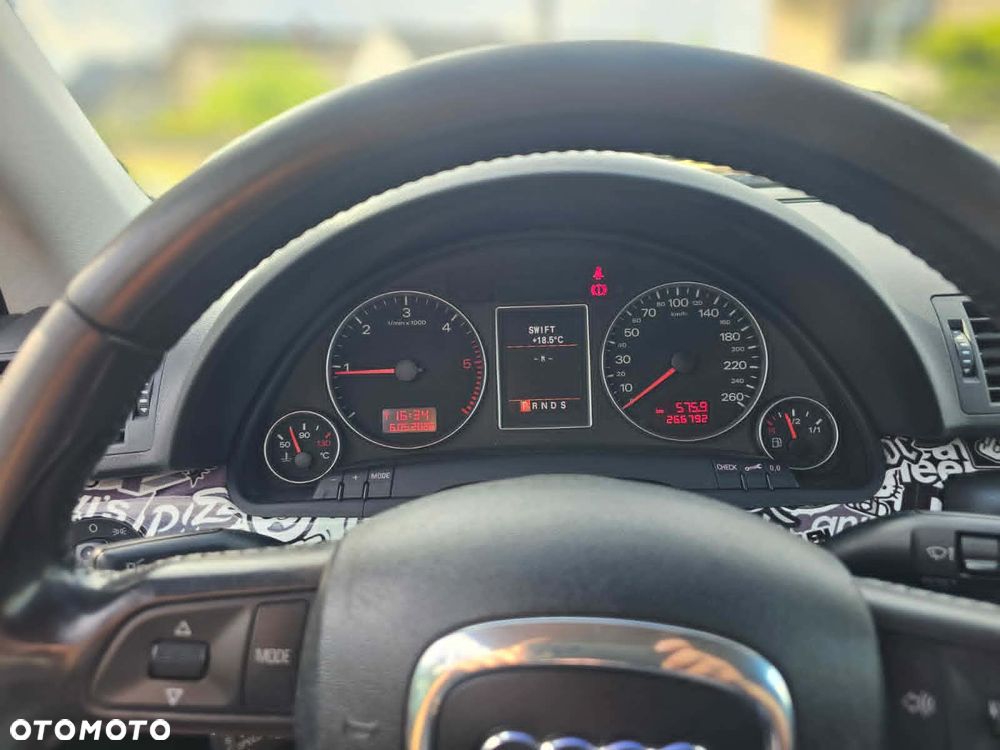 Audi A4 Avant 2.0 TDI Multitronic - 11