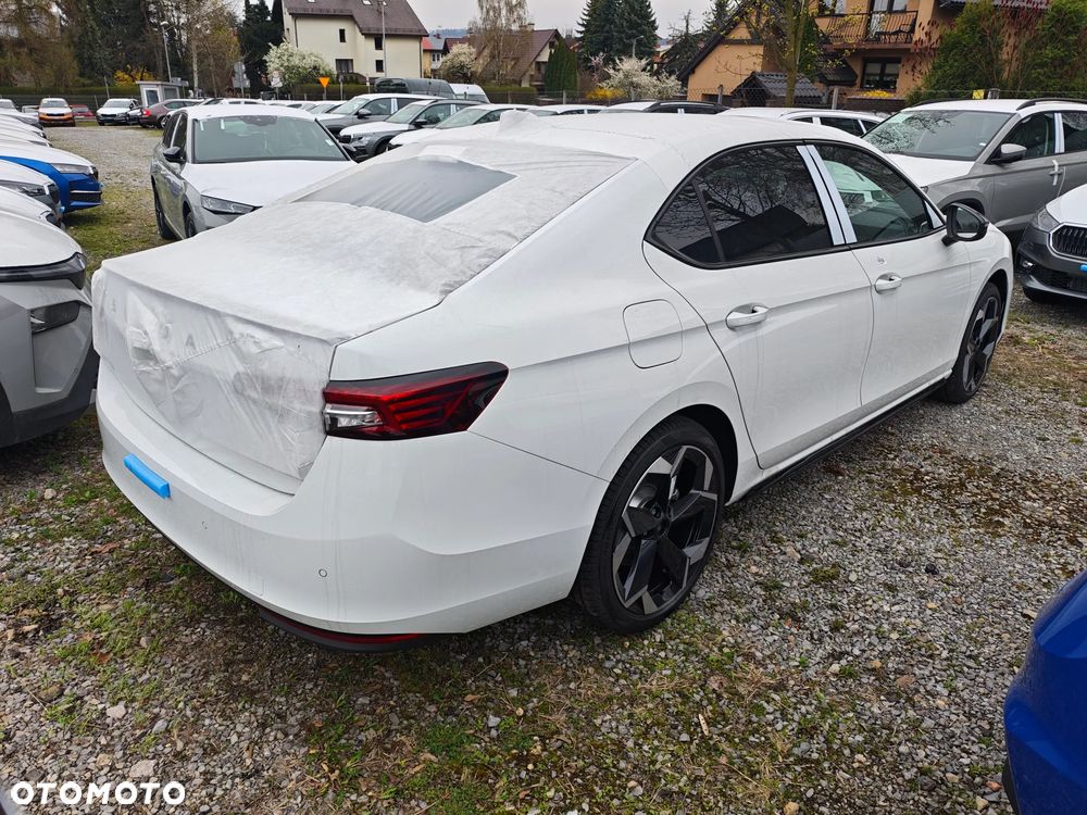 Skoda Superb 2.0 TSI Sportline DSG - 9