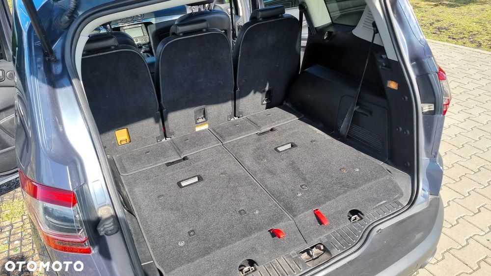 Ford S-Max 2.2 TDCi DPF Titanium X - 30