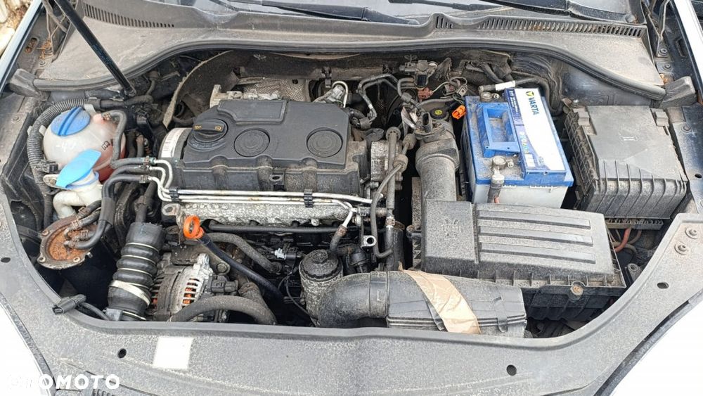 36149 VW golf V model od 03-10 silnik 1.9 TDI BLS 105 km skrzynia JCR lakier LC5F - 10