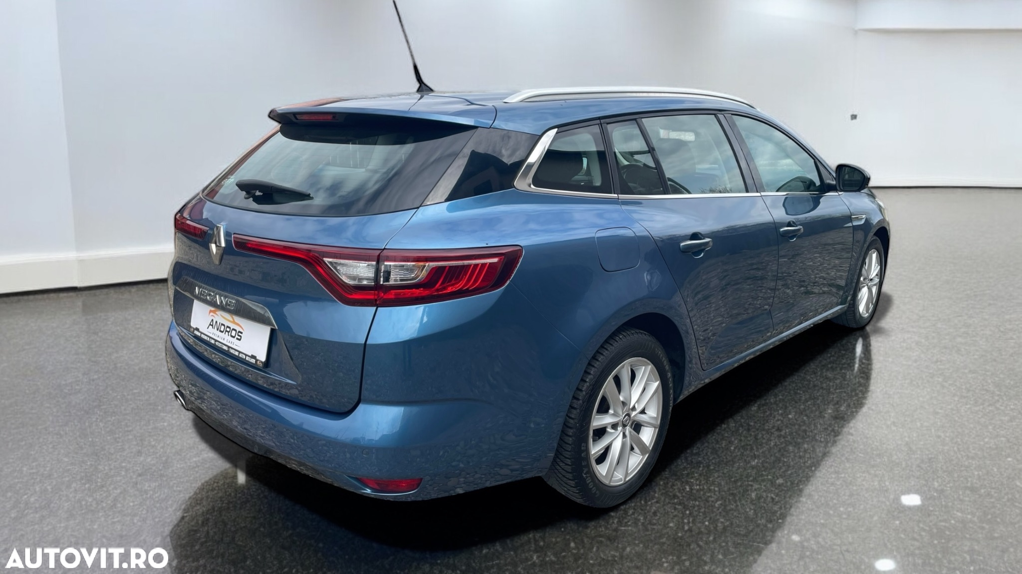 Renault Megane ENERGY dCi 110 INTENS - 4