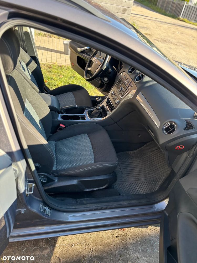 Ford Mondeo 2.0 TDCi Gold X Plus - 25