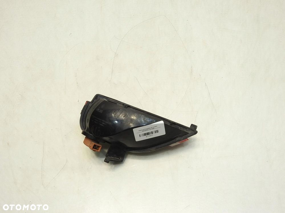 LAMPA ZDERZAKA PRAWY TYŁ RENAULT SCENIC III - 3