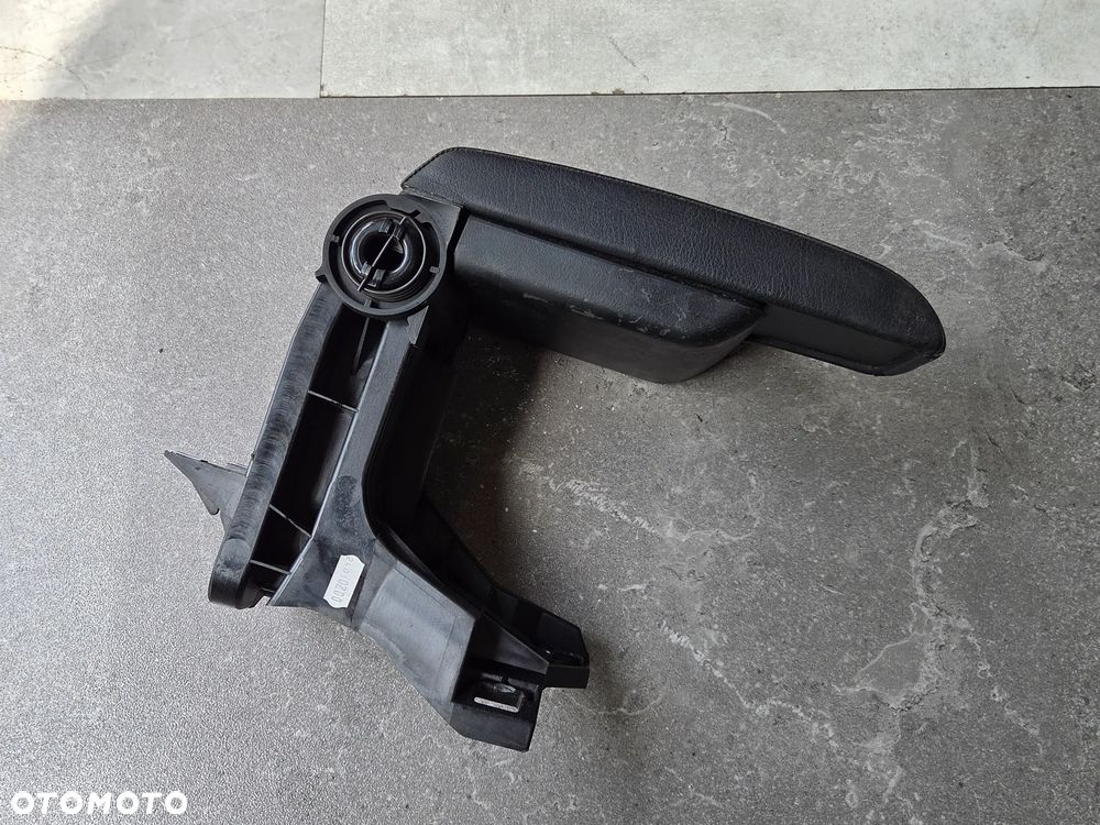 BMW E46 PODŁOKIETNIK CZARNY SKÓRA EUROPA - 2