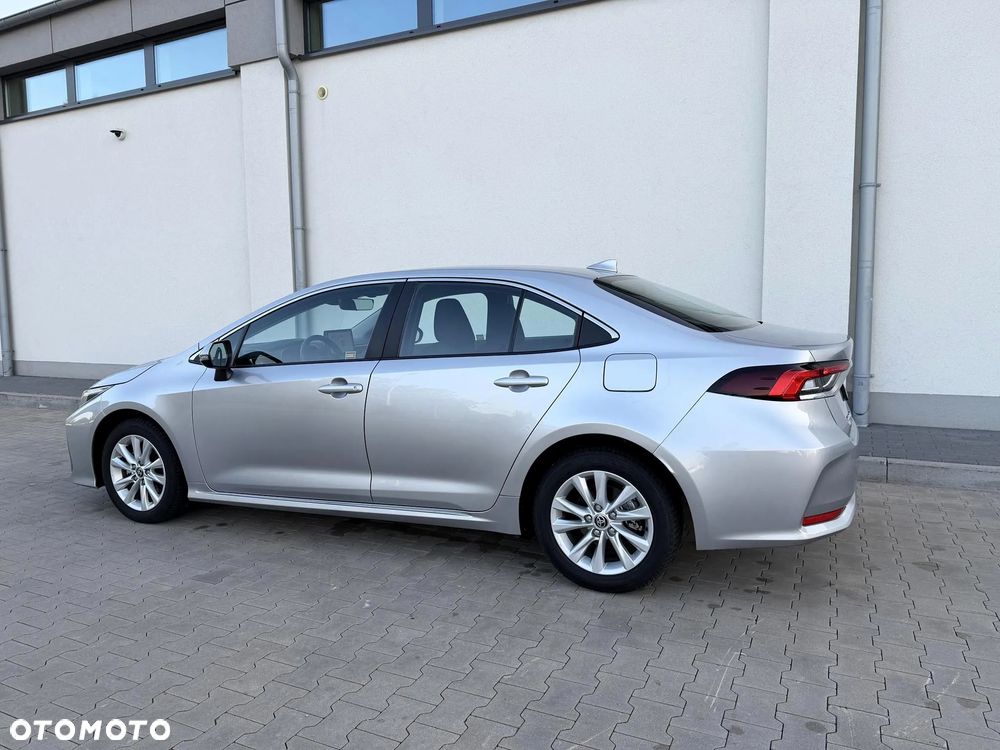 Toyota Corolla 1.8 Hybrid Comfort - 11