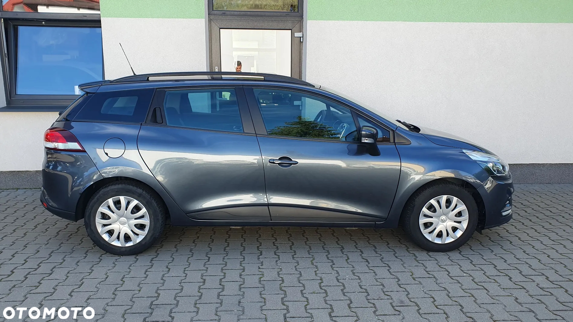 Renault Clio - 10